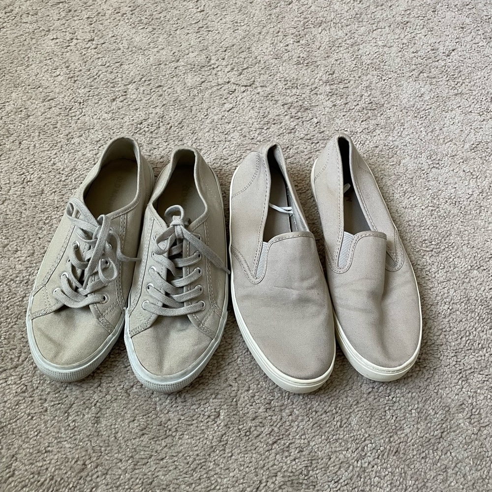 Lot of old navy sneakers size 6
